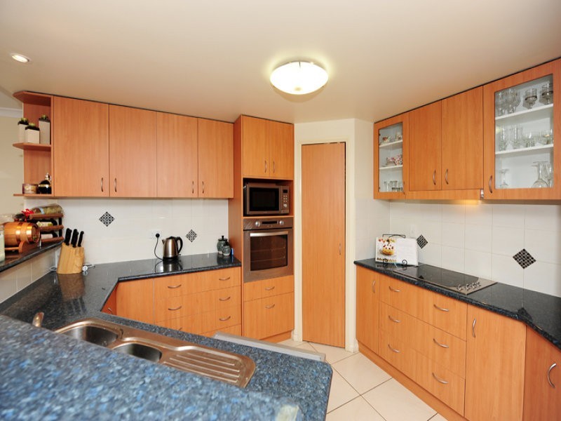 4 Kinchant Street, Clinton QLD 4680