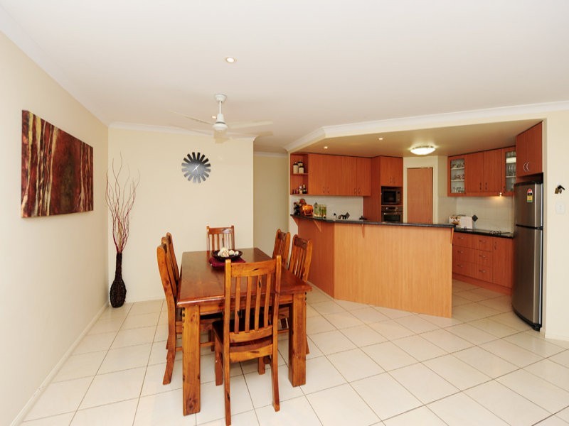 4 Kinchant Street, Clinton QLD 4680