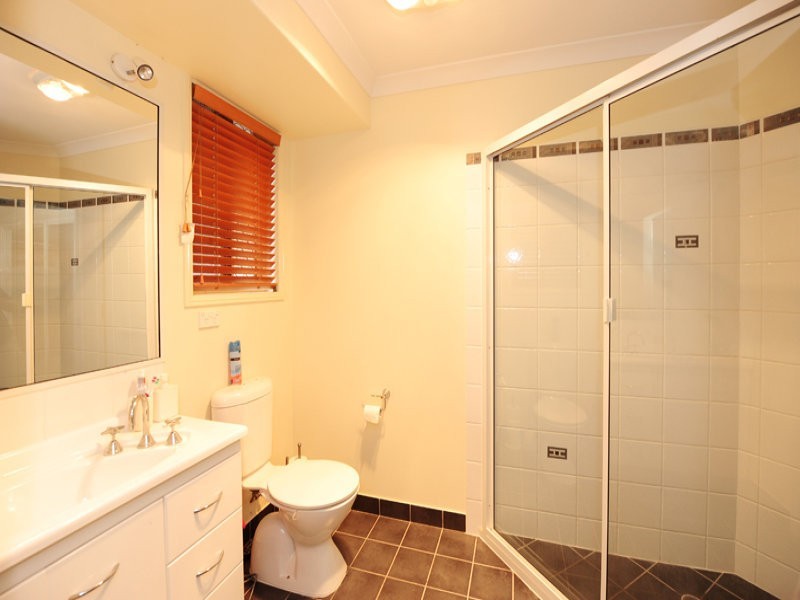 4 Kinchant Street, Clinton QLD 4680