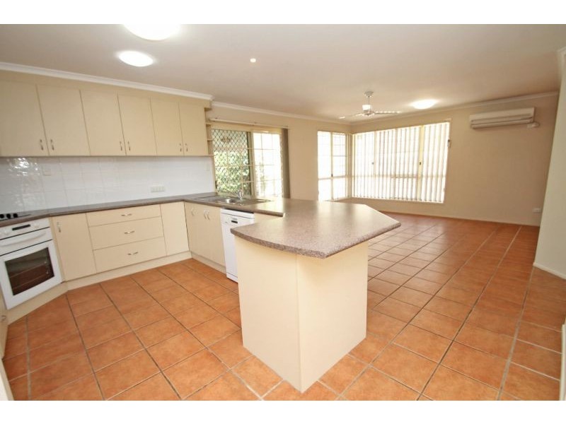 1 Birmingham Close, Telina QLD 4680