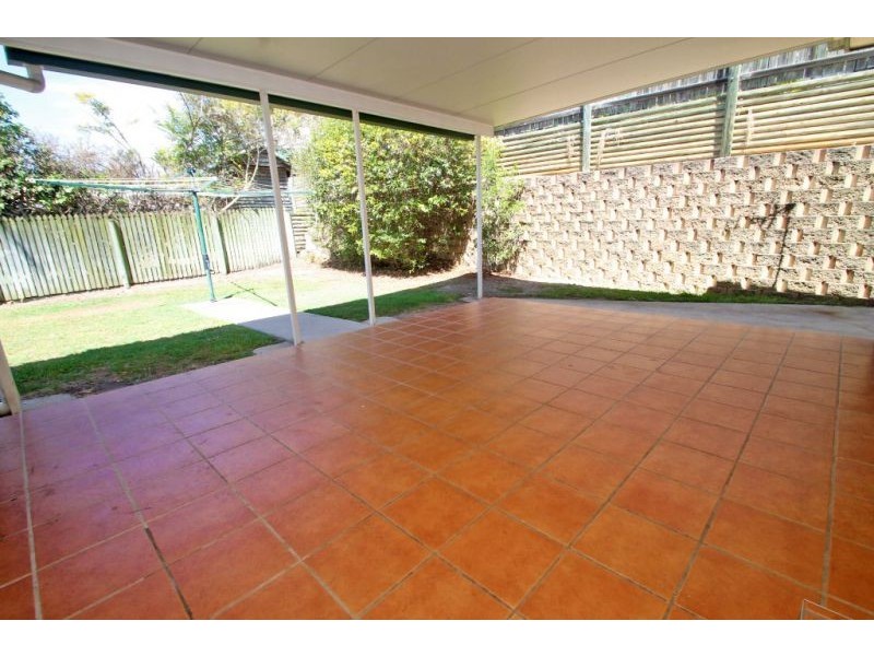 1 Birmingham Close, Telina QLD 4680