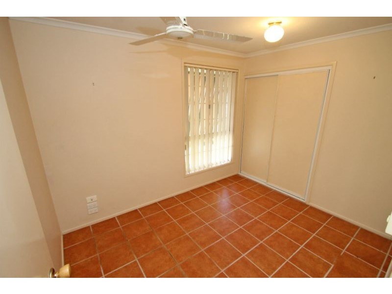 1 Birmingham Close, Telina QLD 4680