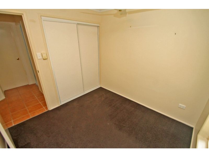 1 Birmingham Close, Telina QLD 4680