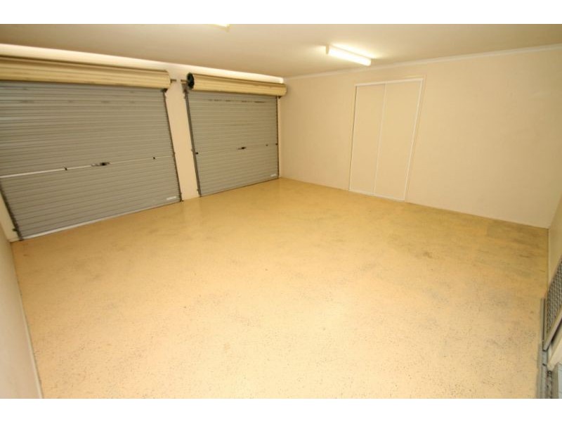 1 Birmingham Close, Telina QLD 4680