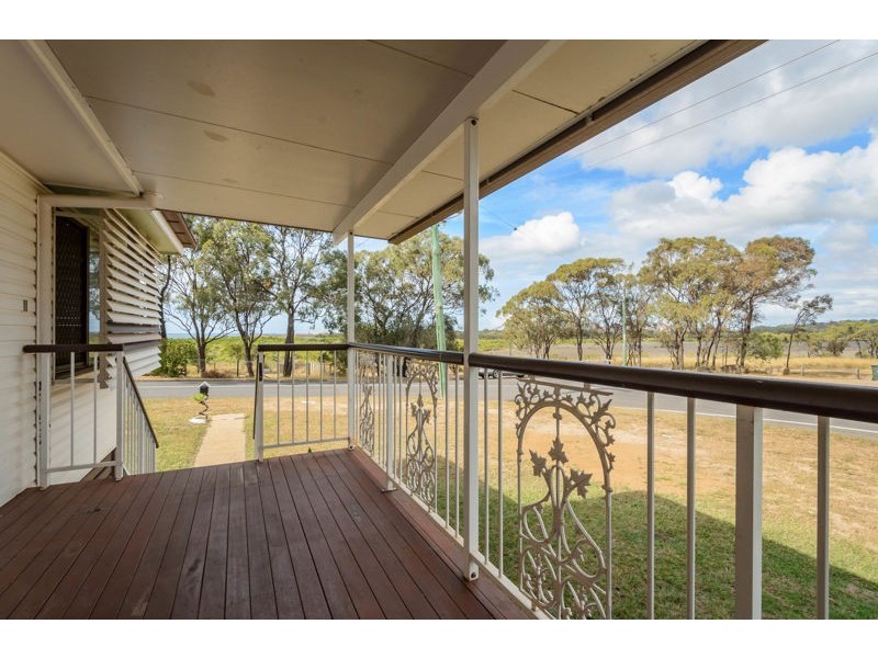 77 Sutton Street, Barney Point QLD 4680
