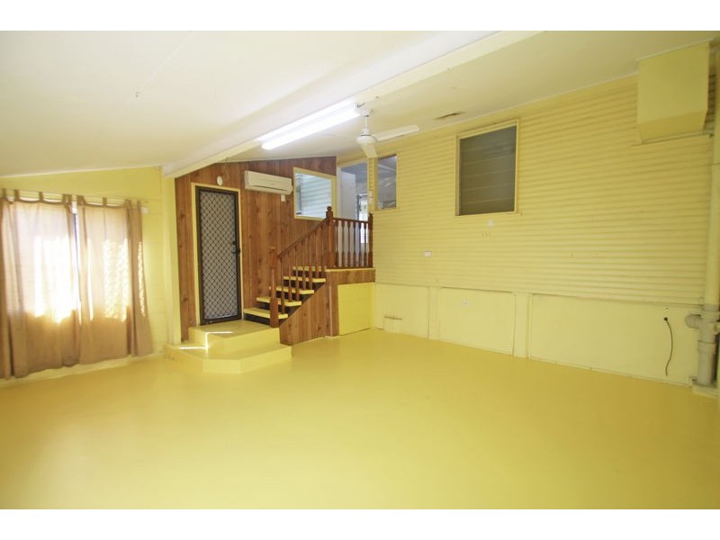 77 Sutton Street, Barney Point QLD 4680