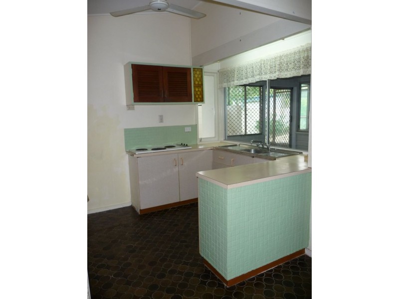 69 Allunga Drive, Glen Eden QLD 4680