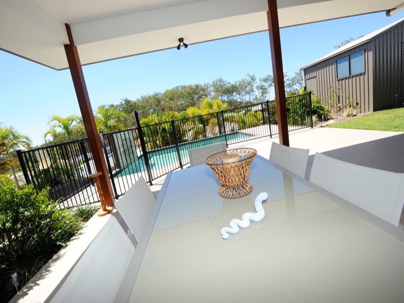 53 Katrina Boulevard, New Auckland QLD 4680