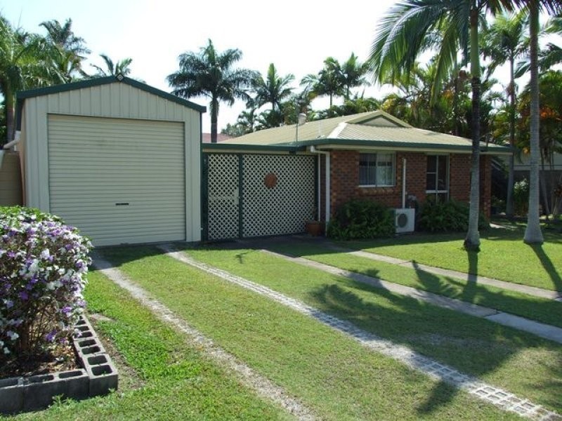 9 Bellemere Court, Boyne Island QLD 4680