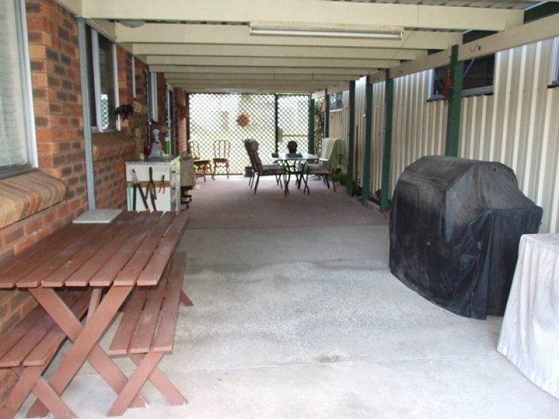 9 Bellemere Court, Boyne Island QLD 4680