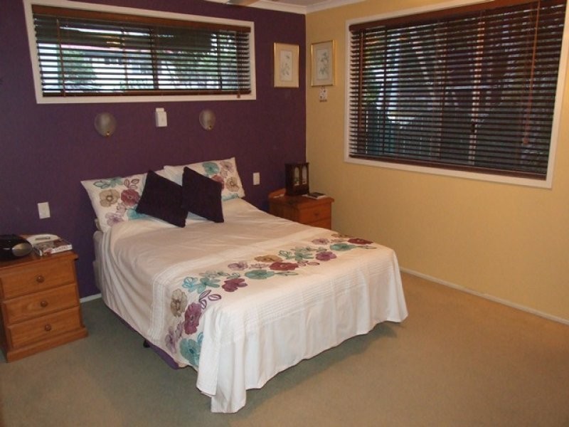 9 Bellemere Court, Boyne Island QLD 4680