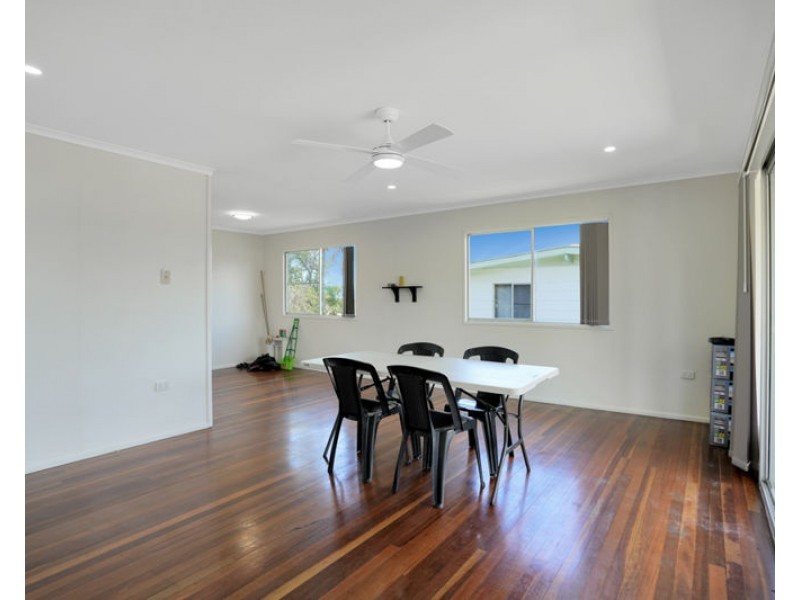 18 Pashley Street, Clinton QLD 4680