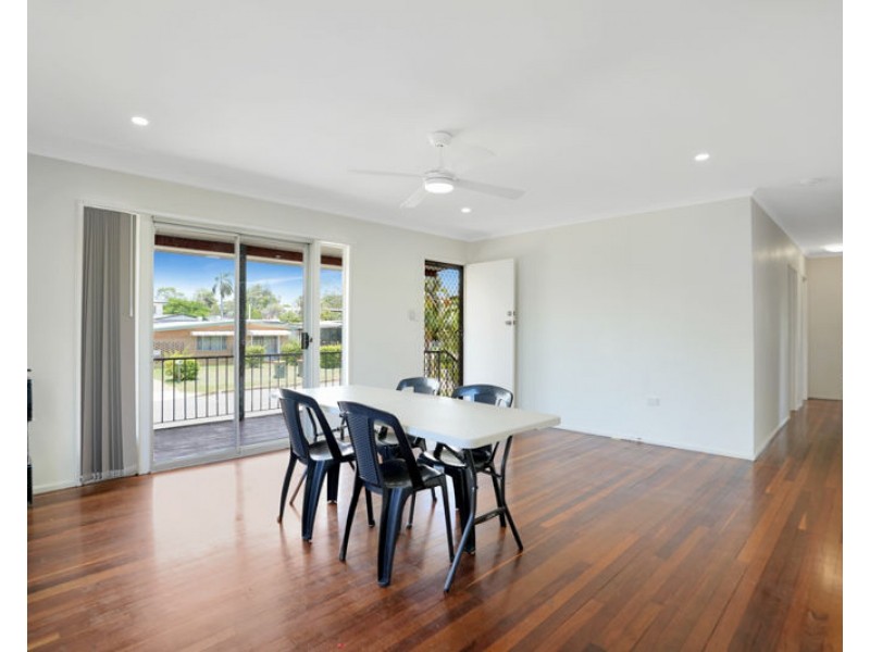 18 Pashley Street, Clinton QLD 4680
