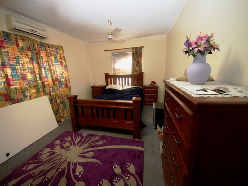 17 Glegg Street, West Gladstone QLD 4680