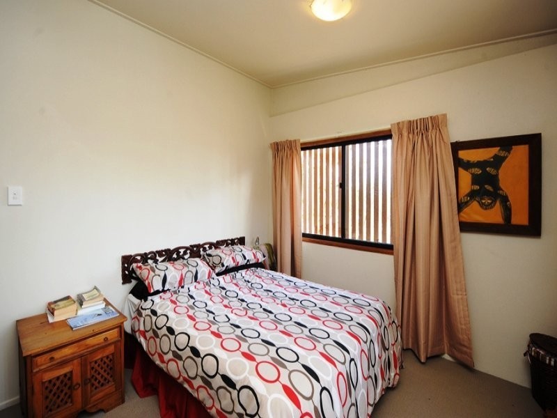 18 Sayre Crescent, Boyne Island QLD 4680