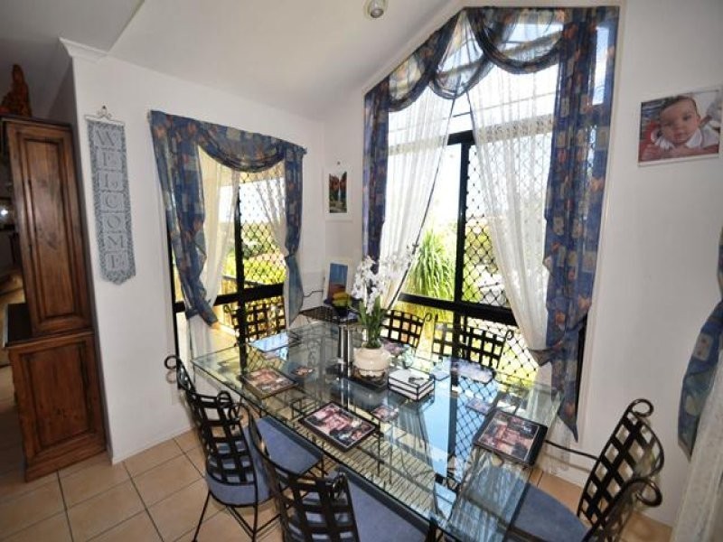 176 J Hickey Avenue, Clinton QLD 4680