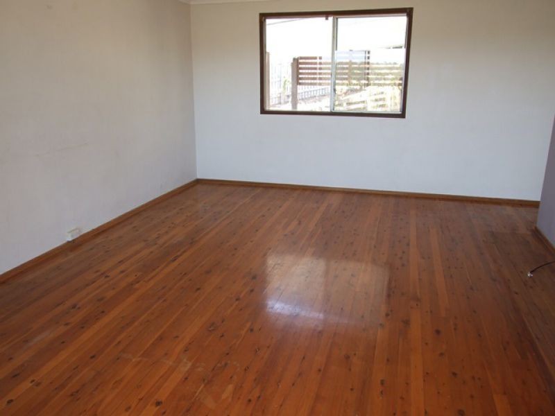 10A Sayre Crescent, Boyne Island QLD 4680