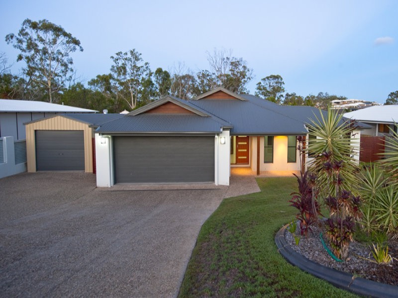 8 Billabong Drive, Glen Eden QLD 4680