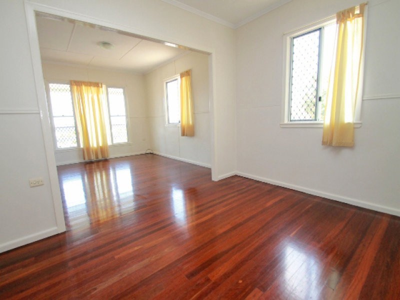 205 Oaka Street, South Gladstone QLD 4680