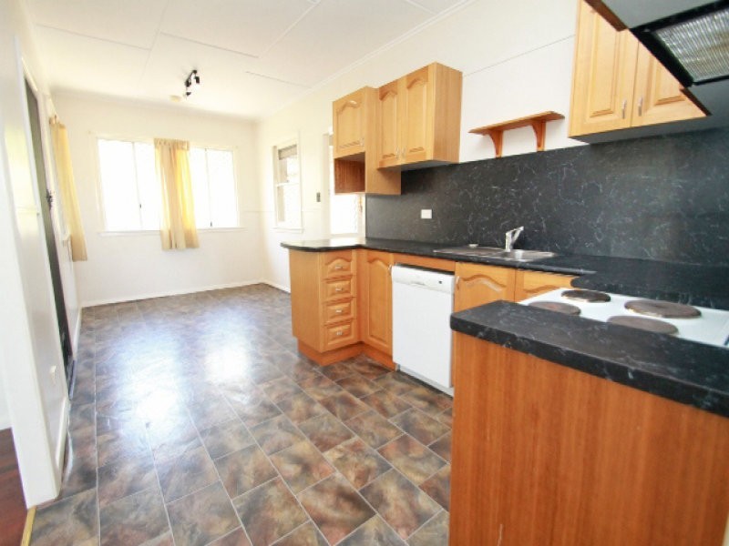 205 Oaka Street, South Gladstone QLD 4680