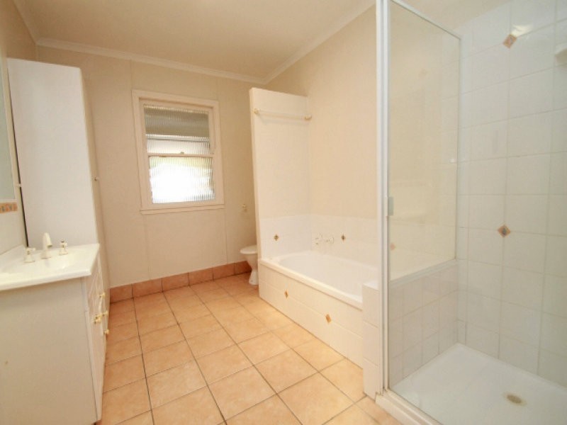 205 Oaka Street, South Gladstone QLD 4680