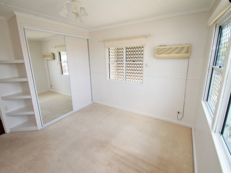 205 Oaka Street, South Gladstone QLD 4680