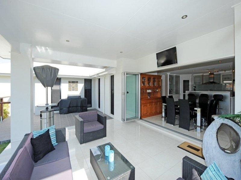 4 Matilda Court, Glen Eden QLD 4680