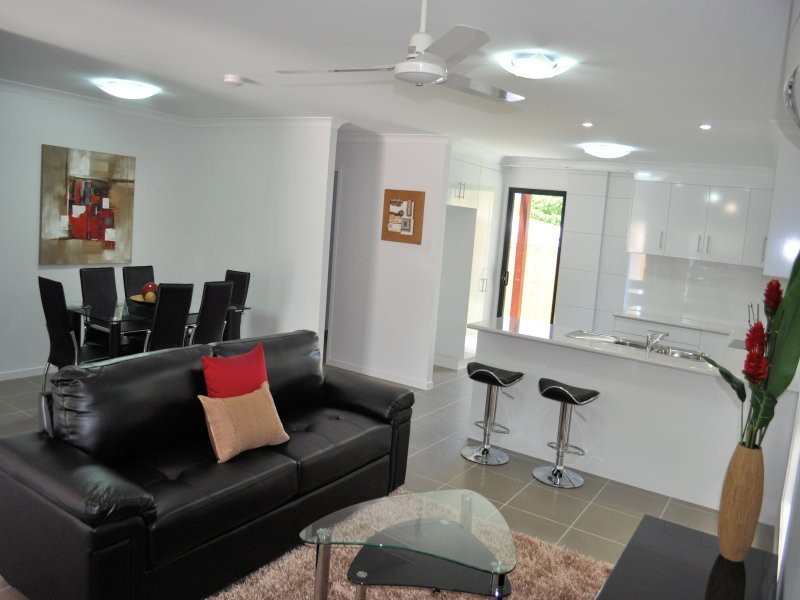 1 & 2/29 Ann Street, South Gladstone QLD 4680