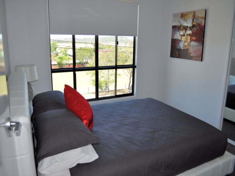 1 & 2/29 Ann Street, South Gladstone QLD 4680