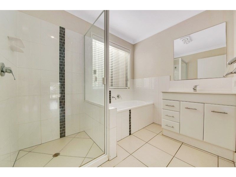 23 Sundowner Road, Clinton QLD 4680