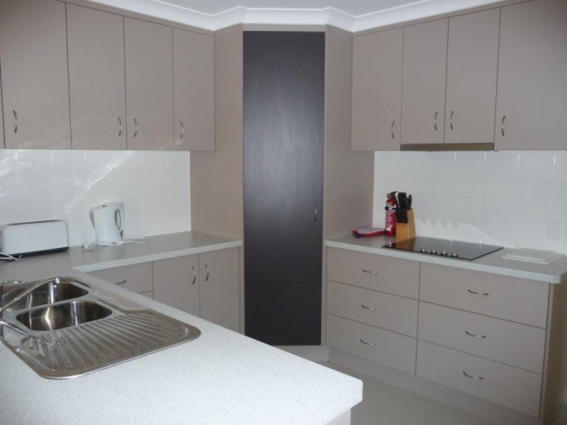 1 & 2/21 Parsloe Street, Telina QLD 4680