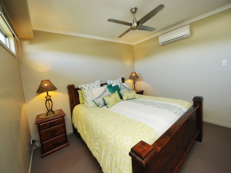 11 Christian Court, Glen Eden QLD 4680