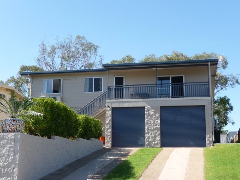 11 Cockatoo Drive, New Auckland QLD 4680