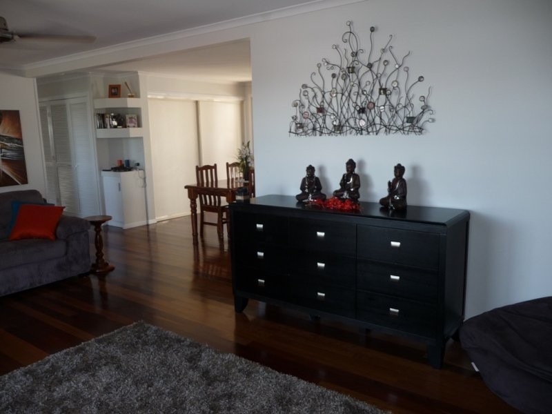 11 Cockatoo Drive, New Auckland QLD 4680