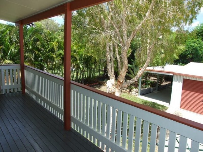 35 Katandra Street, Boyne Island QLD 4680