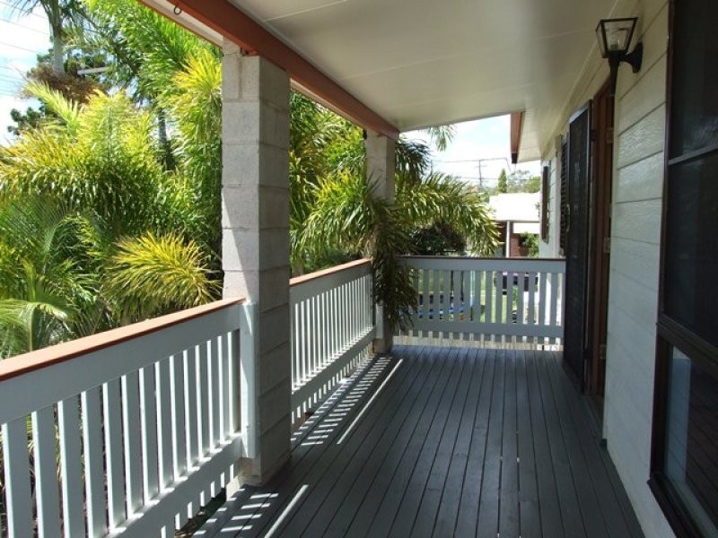 35 Katandra Street, Boyne Island QLD 4680