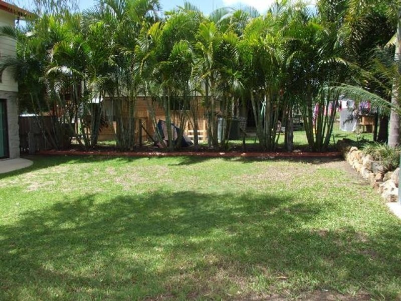 35 Katandra Street, Boyne Island QLD 4680