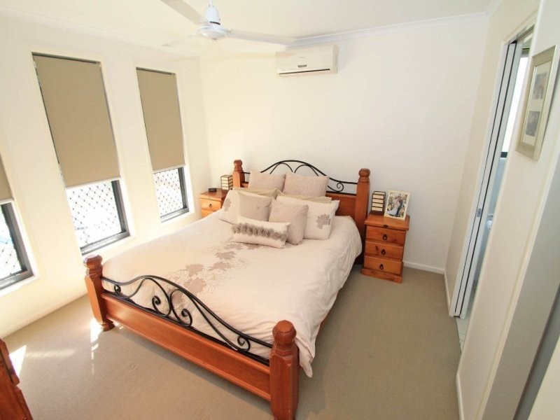 8 Christian Court, Glen Eden QLD 4680