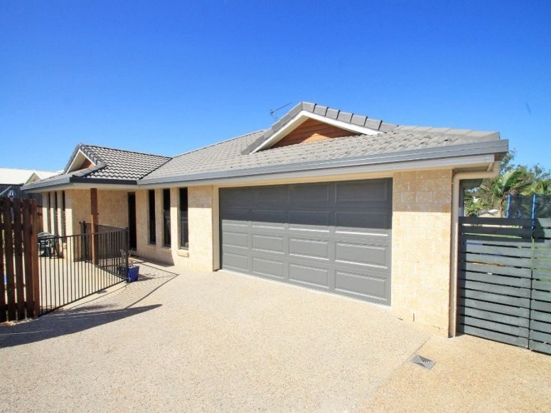 8 Christian Court, Glen Eden QLD 4680