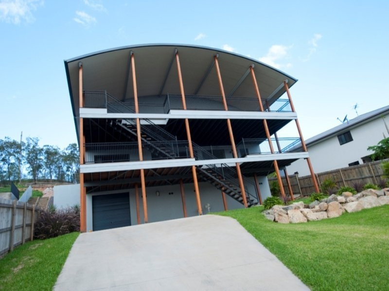 13 Cania Way, Clinton QLD 4680