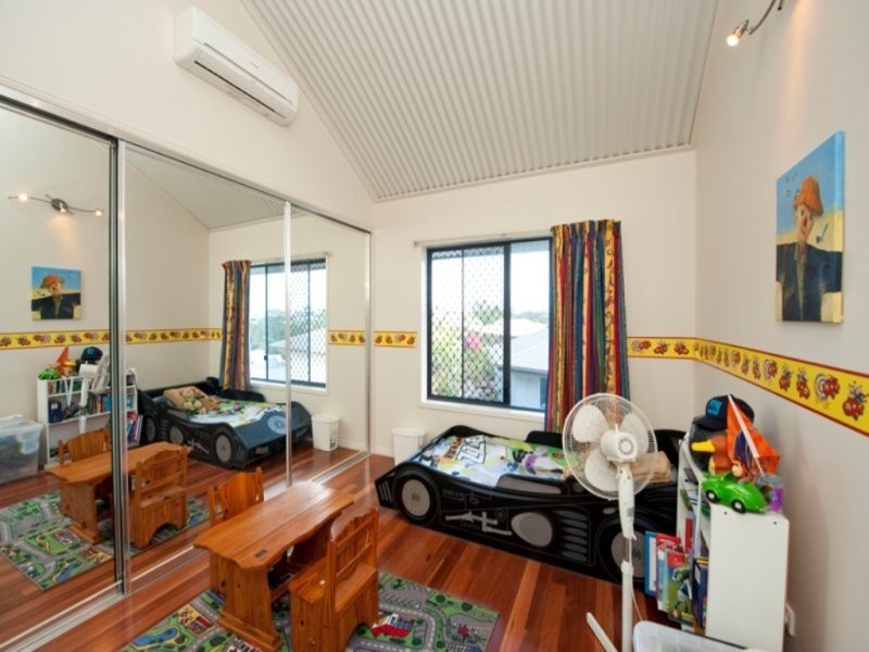 13 Cania Way, Clinton QLD 4680