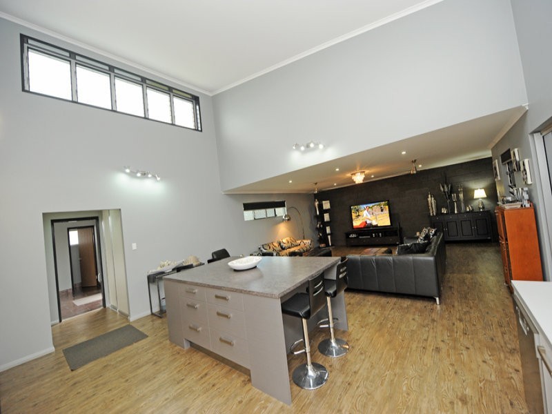 6 Tree Tops Close, O’connell QLD 4680