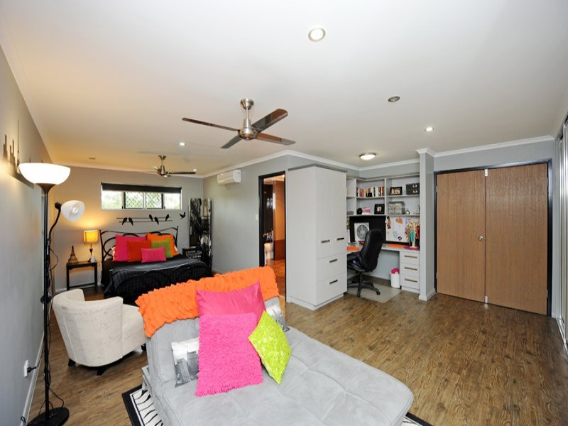 6 Tree Tops Close, O’connell QLD 4680