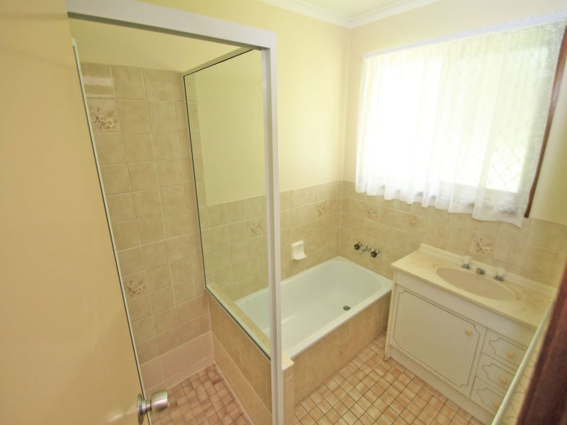 55 Gretel Drive, Clinton QLD 4680