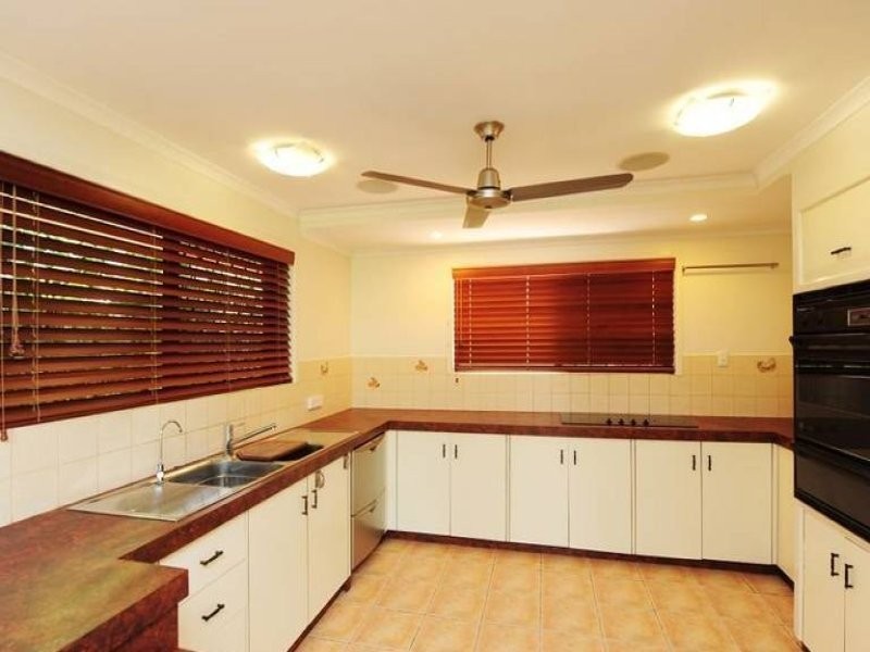 29 Kent Street, West Gladstone QLD 4680