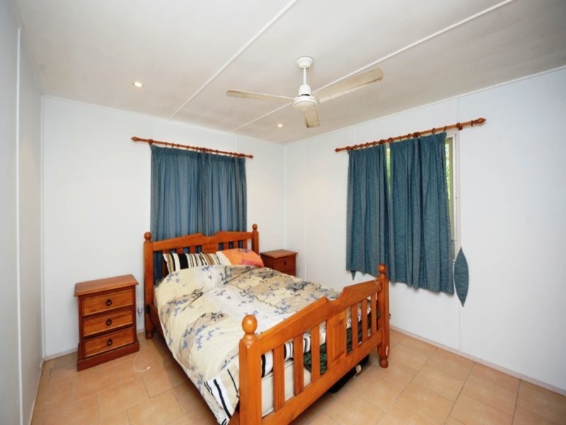 19 Pershouse Street, Barney Point QLD 4680