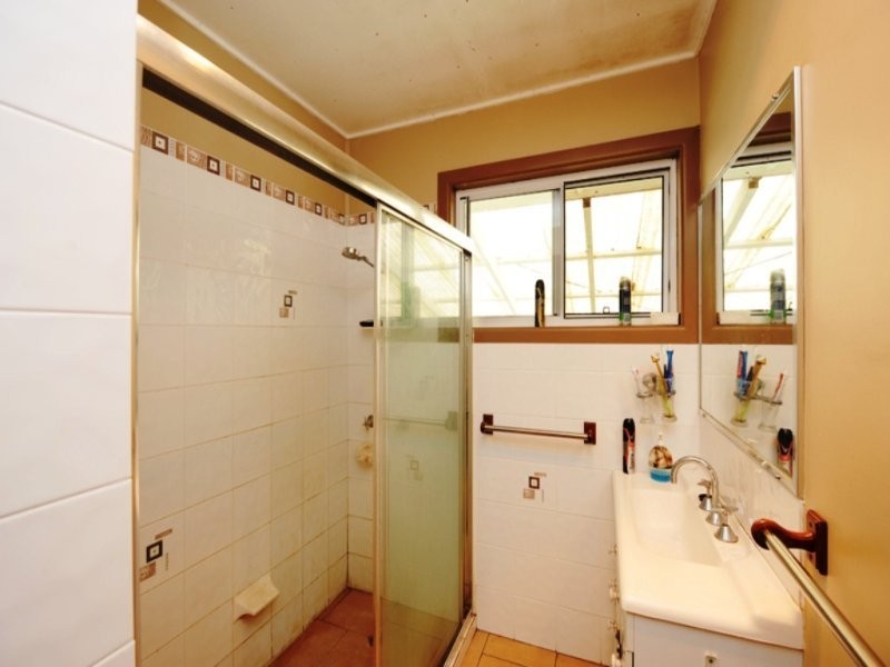 19 Pershouse Street, Barney Point QLD 4680