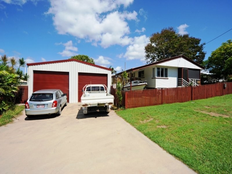 19 Pershouse Street, Barney Point QLD 4680