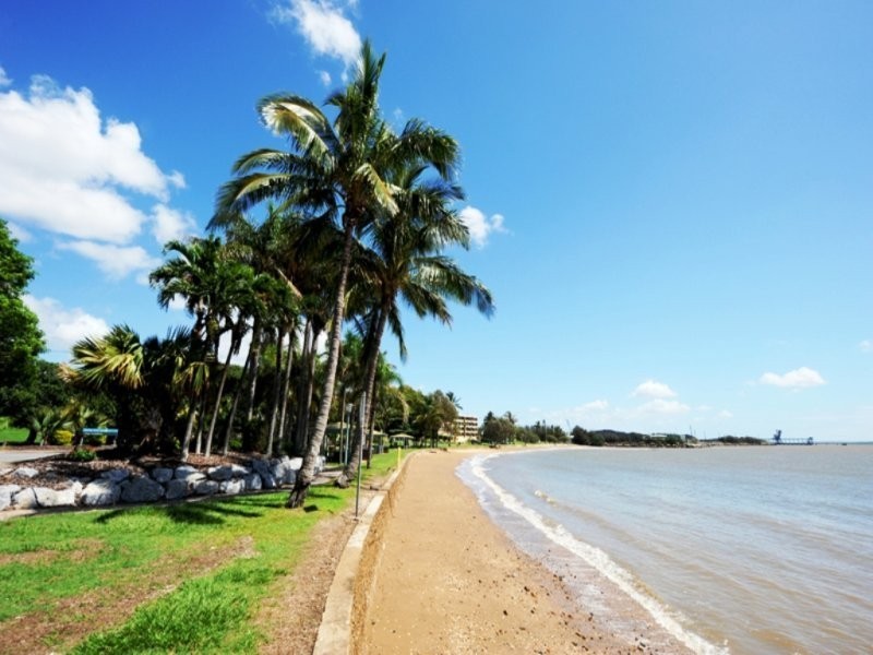 19 Pershouse Street, Barney Point QLD 4680