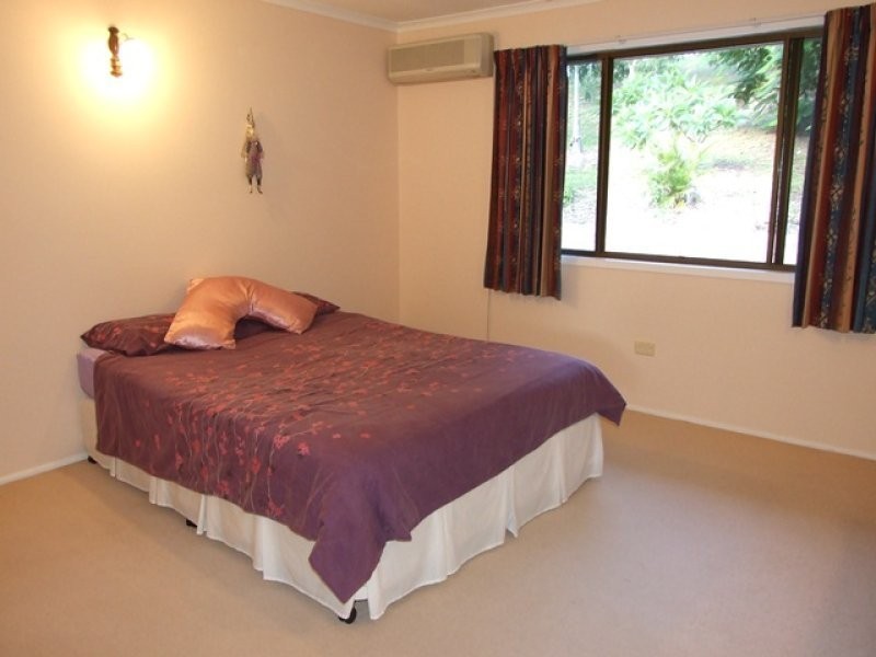 49 Helen Crescent, Wurdong Heights QLD 4680